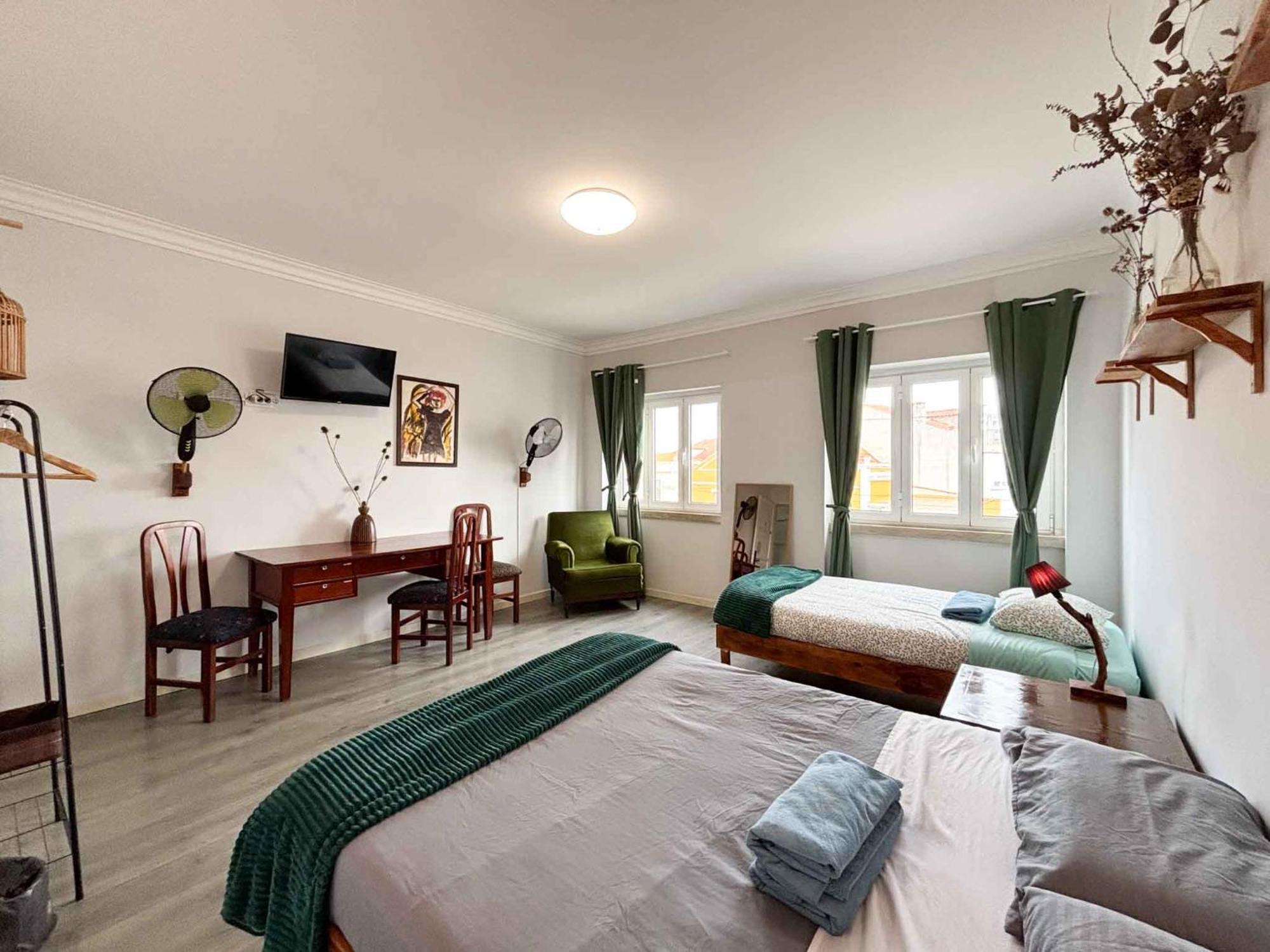 וילה פרנקה דה שירה Aquarela Do Tejo Guesthouse מראה חיצוני תמונה