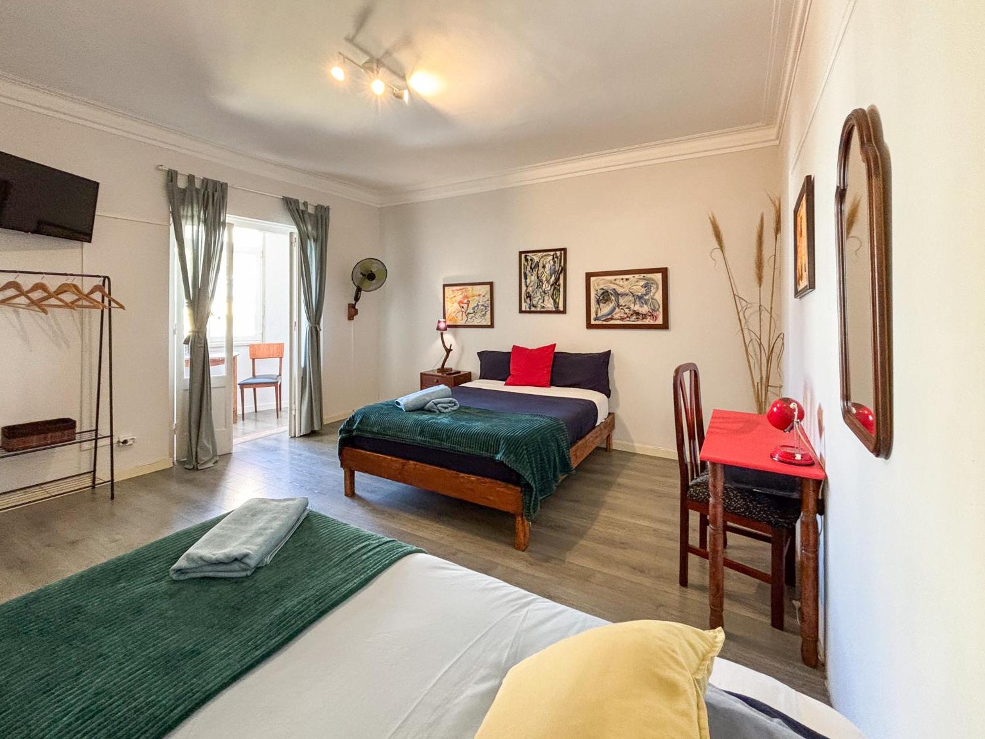וילה פרנקה דה שירה Aquarela Do Tejo Guesthouse מראה חיצוני תמונה
