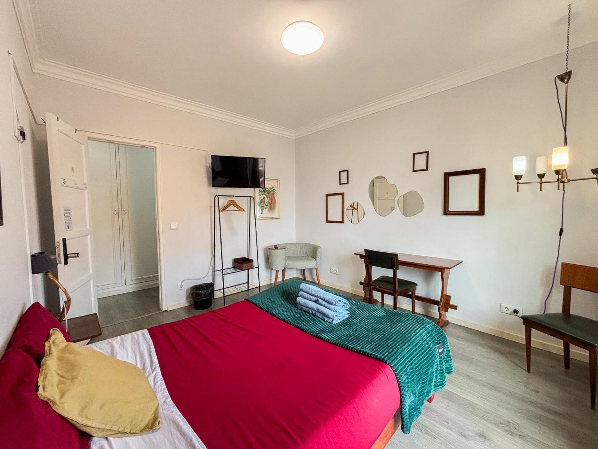 וילה פרנקה דה שירה Aquarela Do Tejo Guesthouse מראה חיצוני תמונה