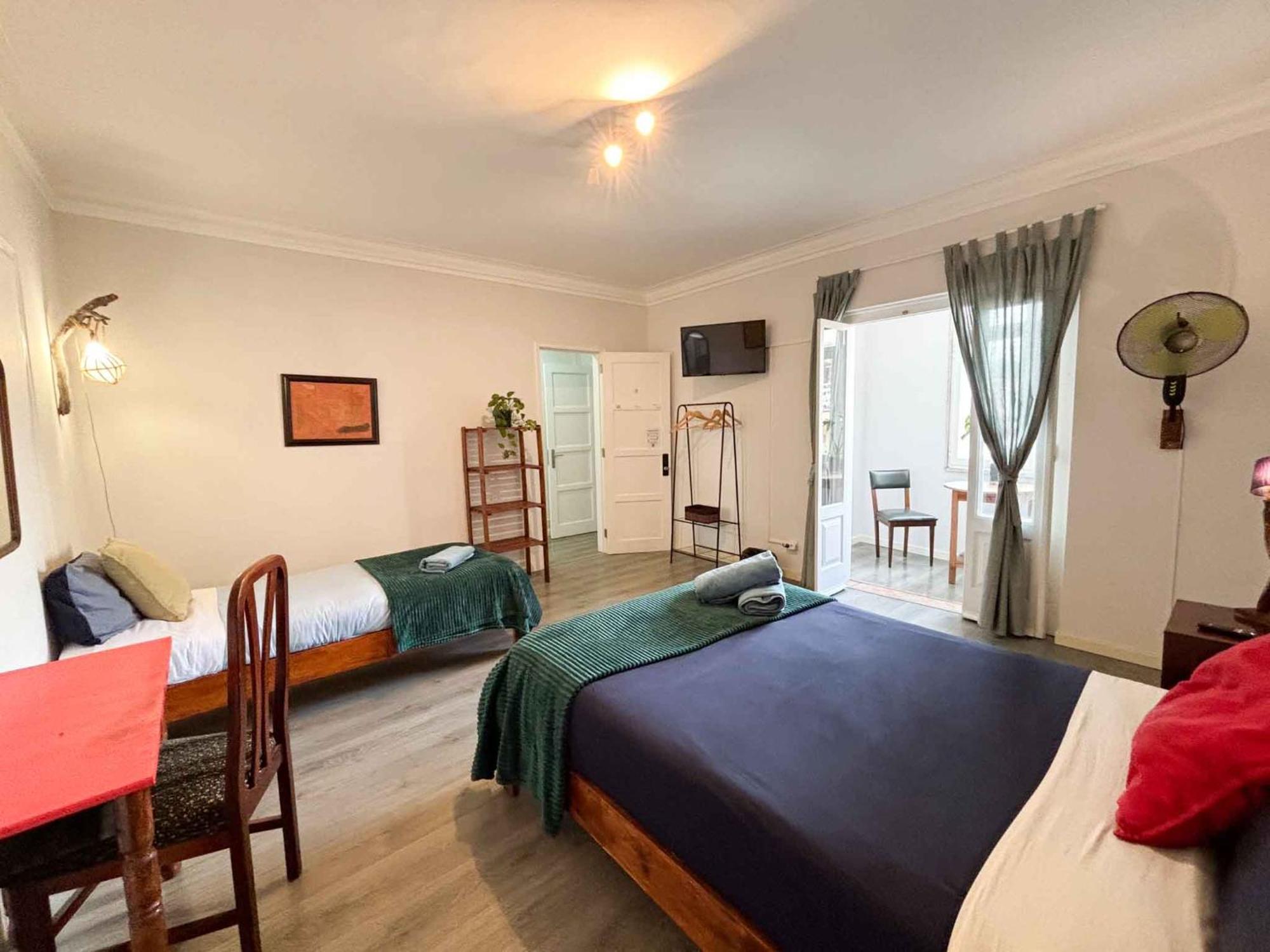 וילה פרנקה דה שירה Aquarela Do Tejo Guesthouse מראה חיצוני תמונה