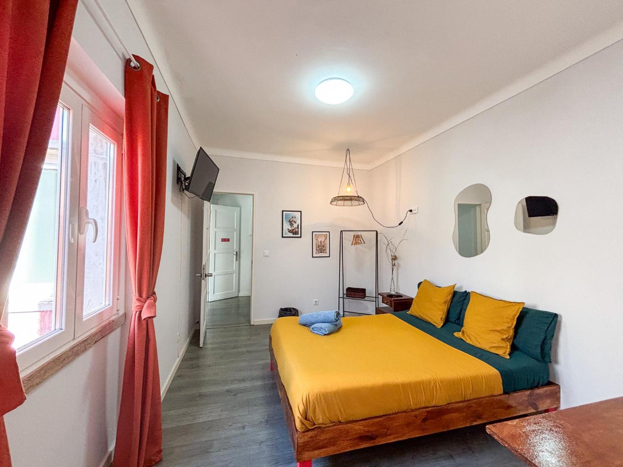 וילה פרנקה דה שירה Aquarela Do Tejo Guesthouse מראה חיצוני תמונה